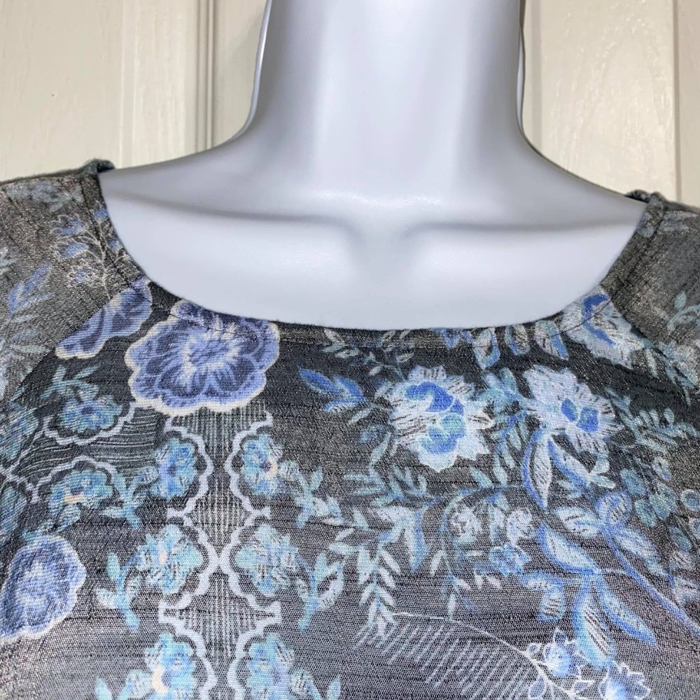 3/$25 Lauren Conrad Women's Bell Sleeves Blouse Floral Size L - Picture 6 of 9